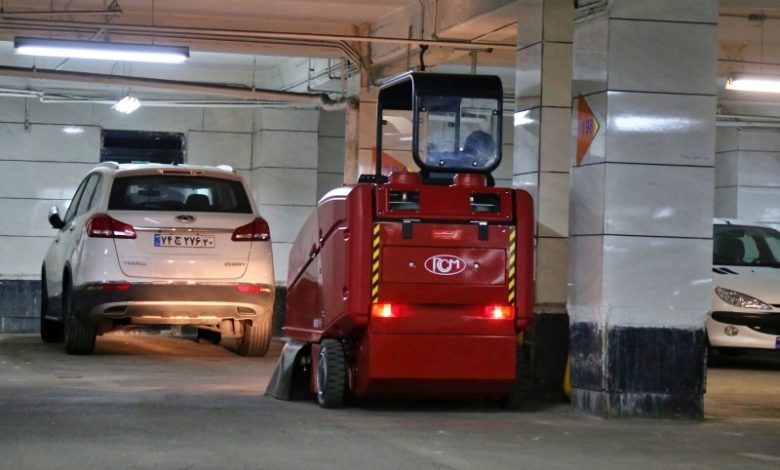شستشوی کف پارکینگ با دستگاه نظافت صنعتی