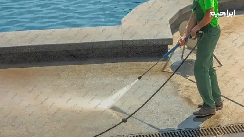 شستشوی استخر با واترجت