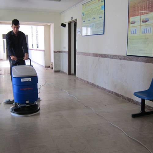 استفاده از کفشوی صنعتی ایرانی در نظافت مراکز آموزشی