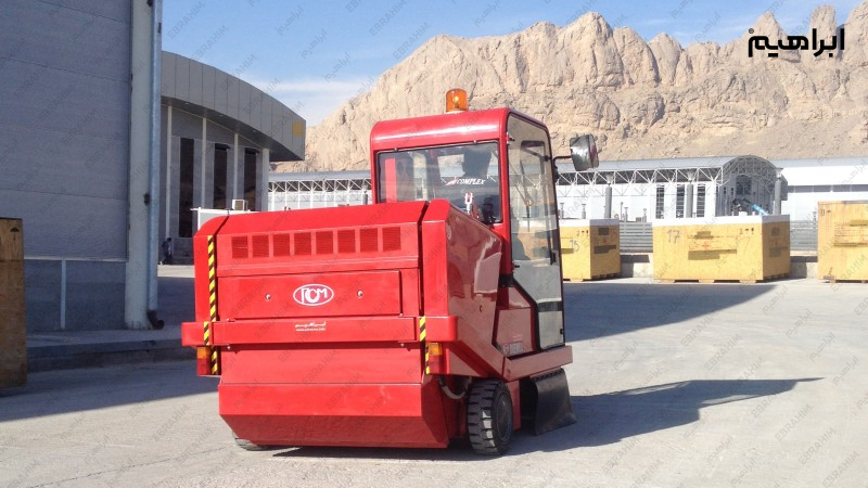 لزوم استفاده از سوییپر صنعتی سخت کار در صنعت فولاد