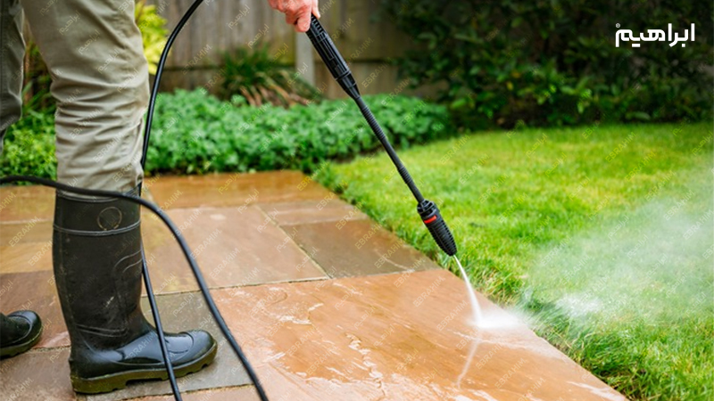 نظافت حیاط