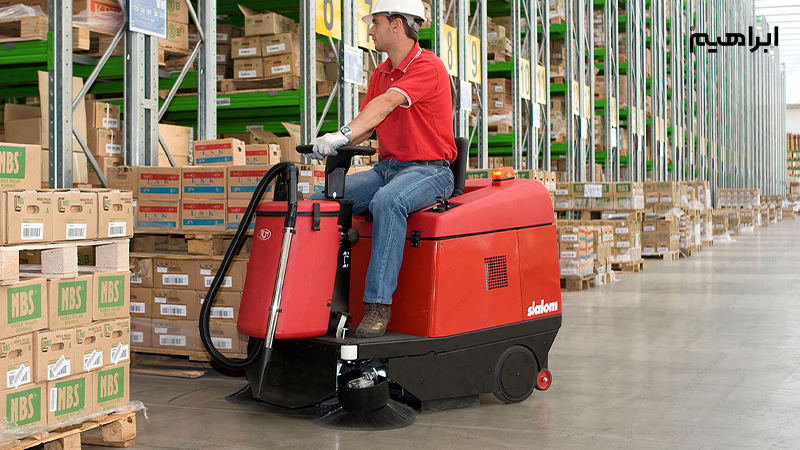 جاروبرقی صنعتی در نظافت انبار ها