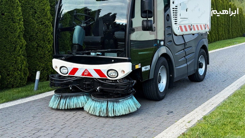 ماشین شستشوی خیابان
