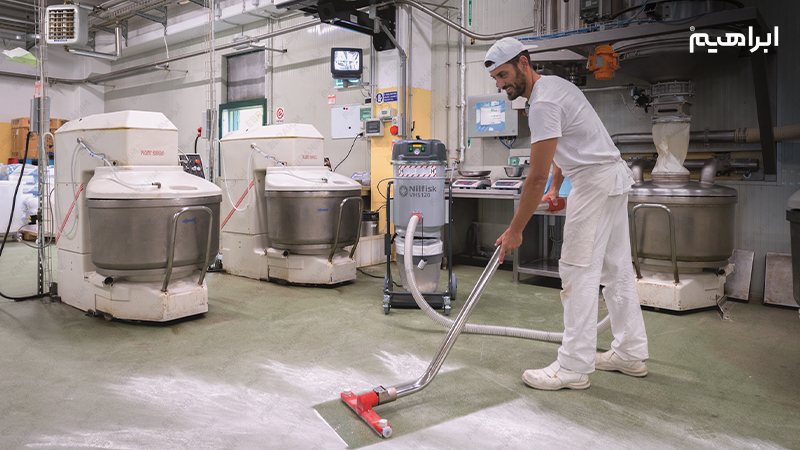 جاروبرقی صنعتی در نظافت کارخانجات