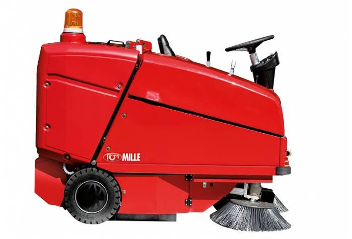 side view of industrial sweeper Mille D