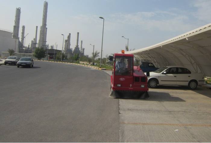 Ride on Sweeper and Its Effectiveness in Cleaning Large Areas