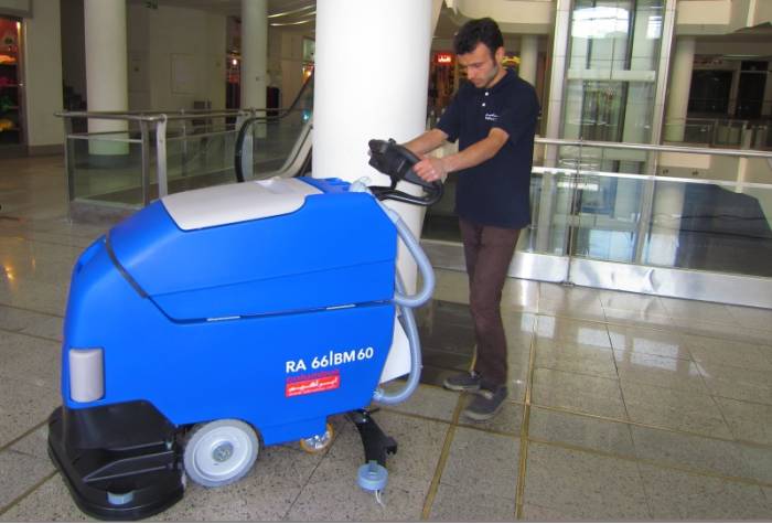 floor scrubber for shopping malll