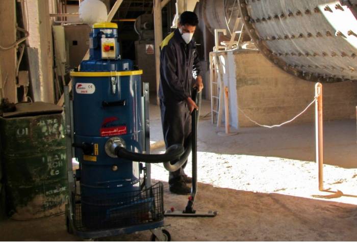کاربرد دستگاه جاروبرقی صنعتی