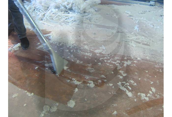 Collecting fibers by industrial vacuum cleaners