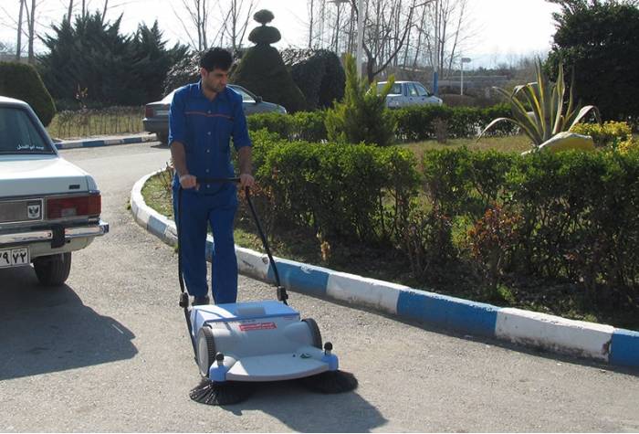 جاروی محوطه 2+2