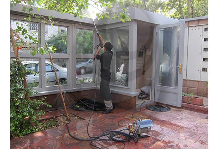 HD 10/122 waterjet applications in industrial cleaning, household cleaning and hotel