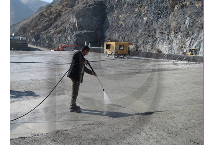 Use water jet Q 1000 TST washing Dam