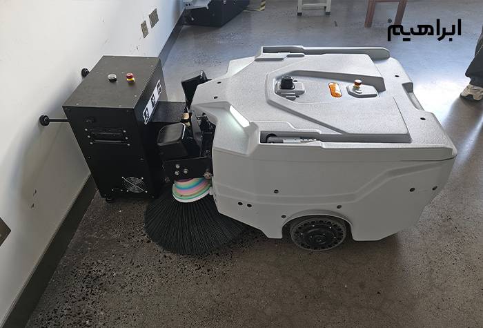 ربات سوییپر CRW45-TX