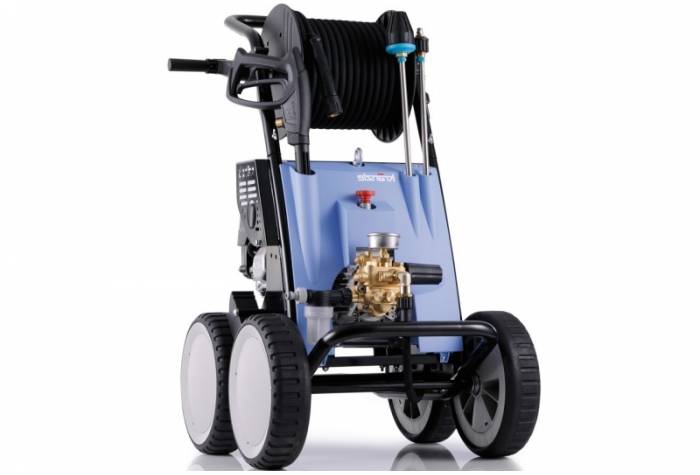 کارواش صنعتی B270T یک واترجت صنعتی قدرتمند با موتور بنزینی هوندا